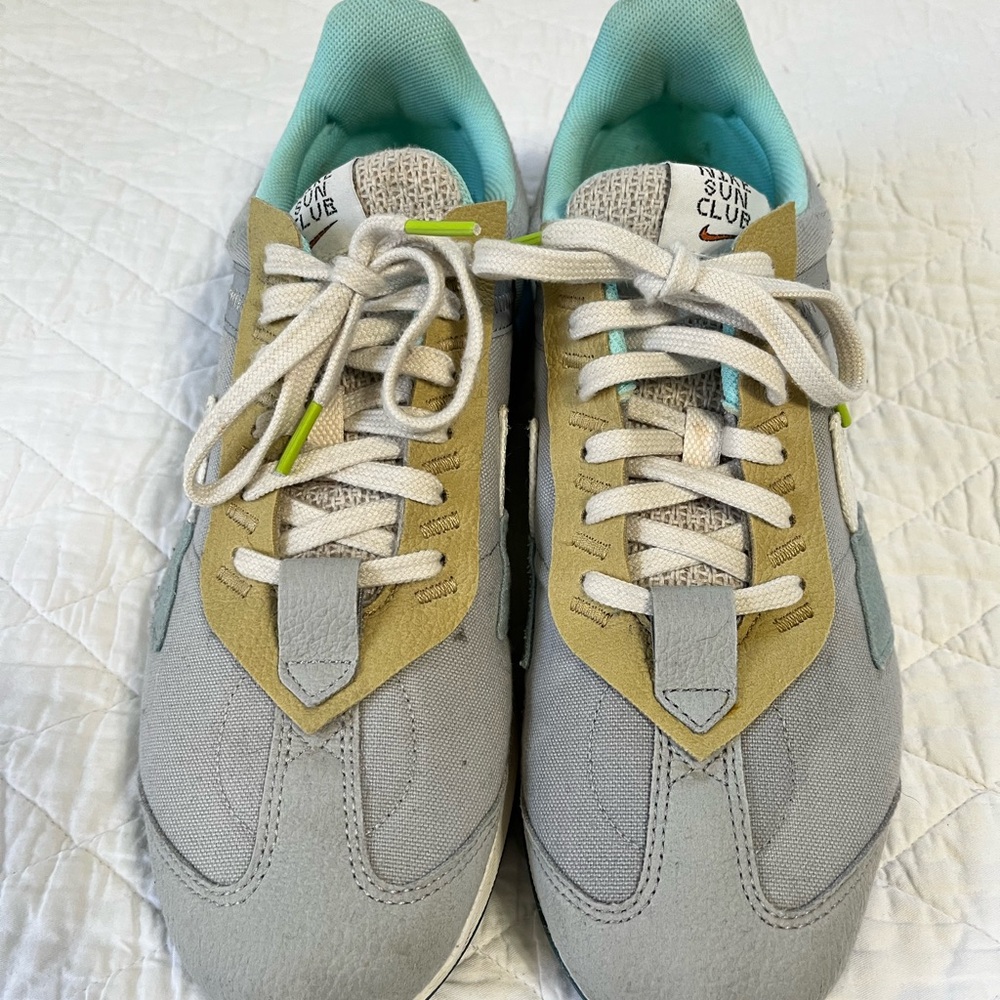 Nike Sun Club Sneakers - Gray and Blue